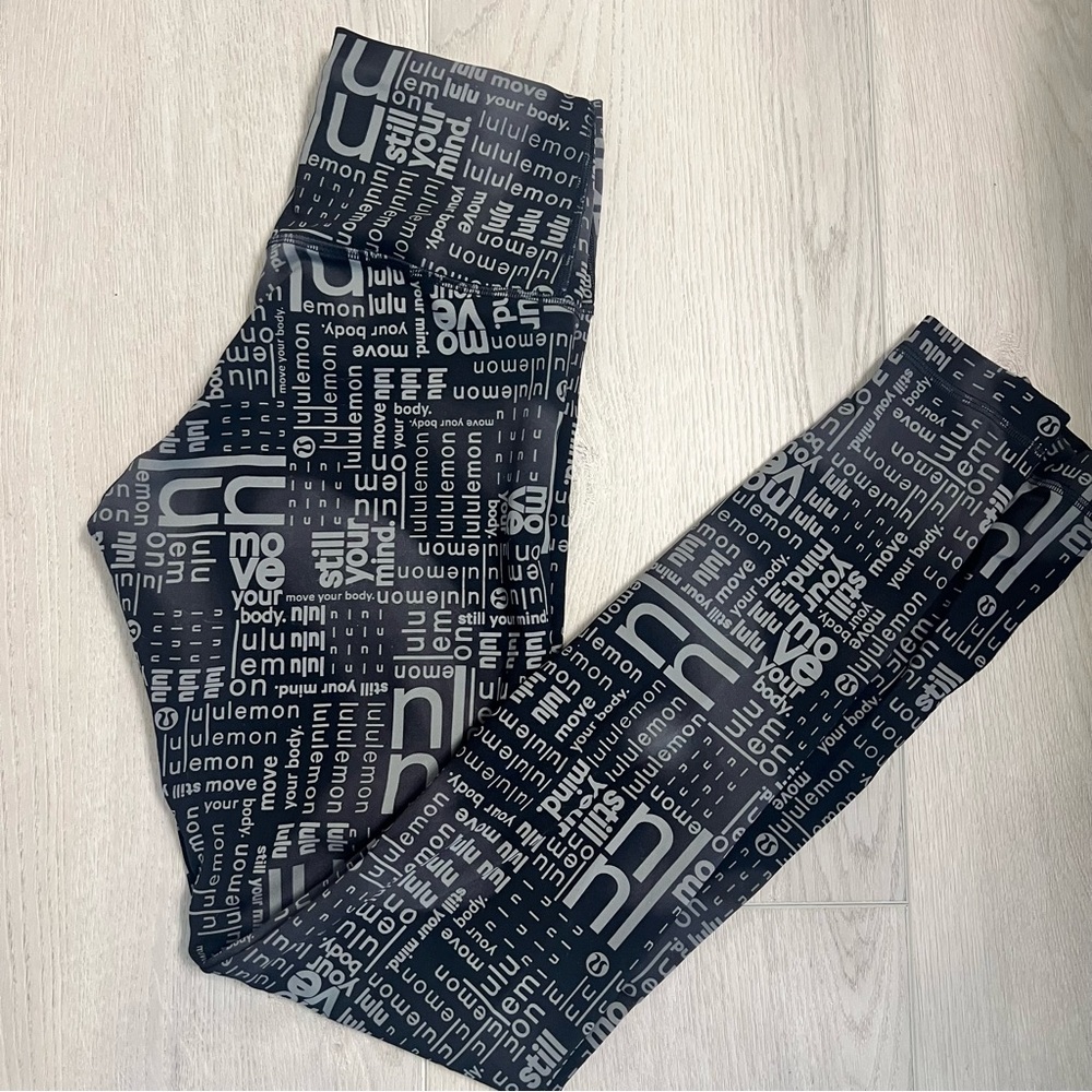 Lululemon Black and Gray Patterned Leggings